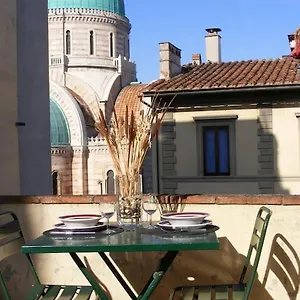 Sunny With Roof Patio Florence
